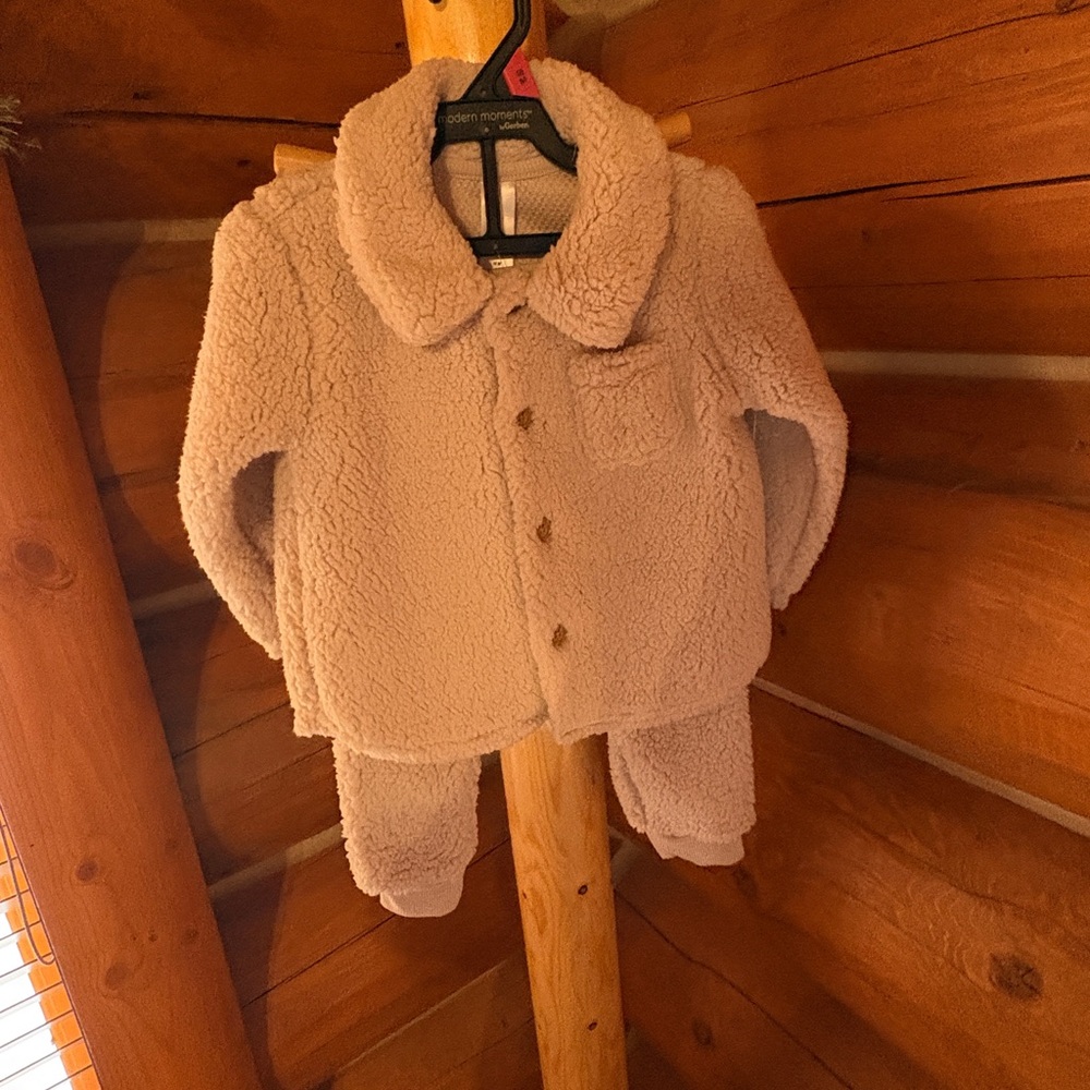 18 month 2 piece set nwt